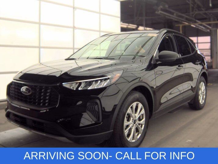 2023 FORD Escape