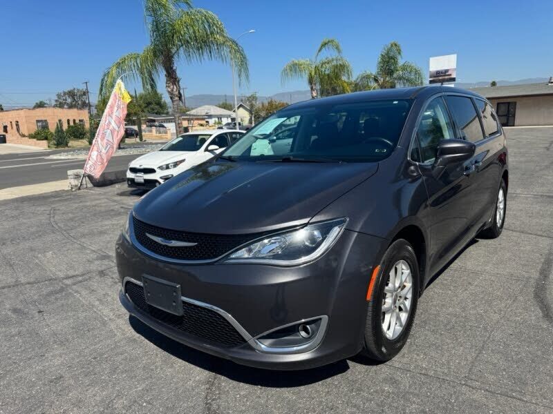 2020 CHRYSLER Pacifica