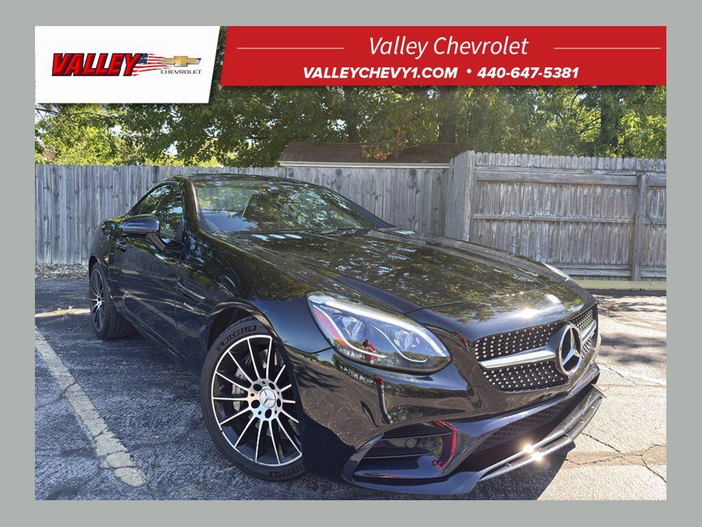 2017 MERCEDES-BENZ SLC-Class
