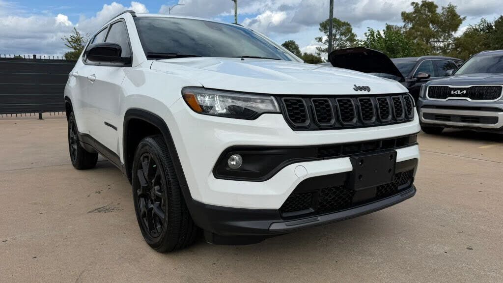 2025 JEEP Compass