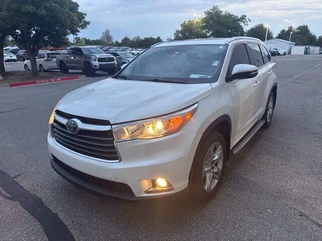 2016 TOYOTA Highlander