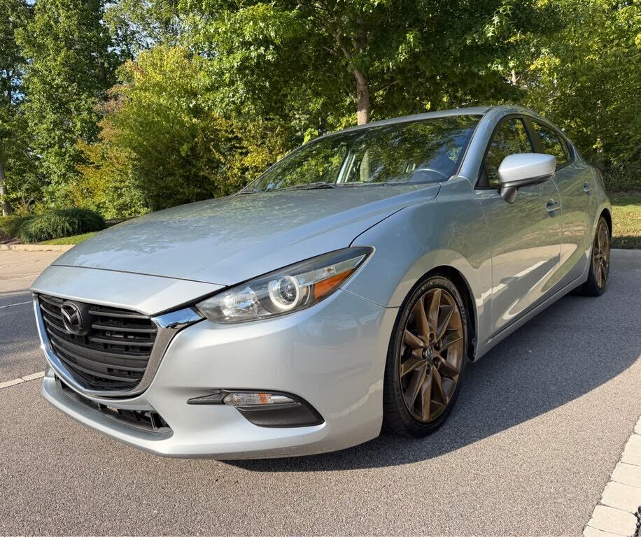 2018 MAZDA Mazda3