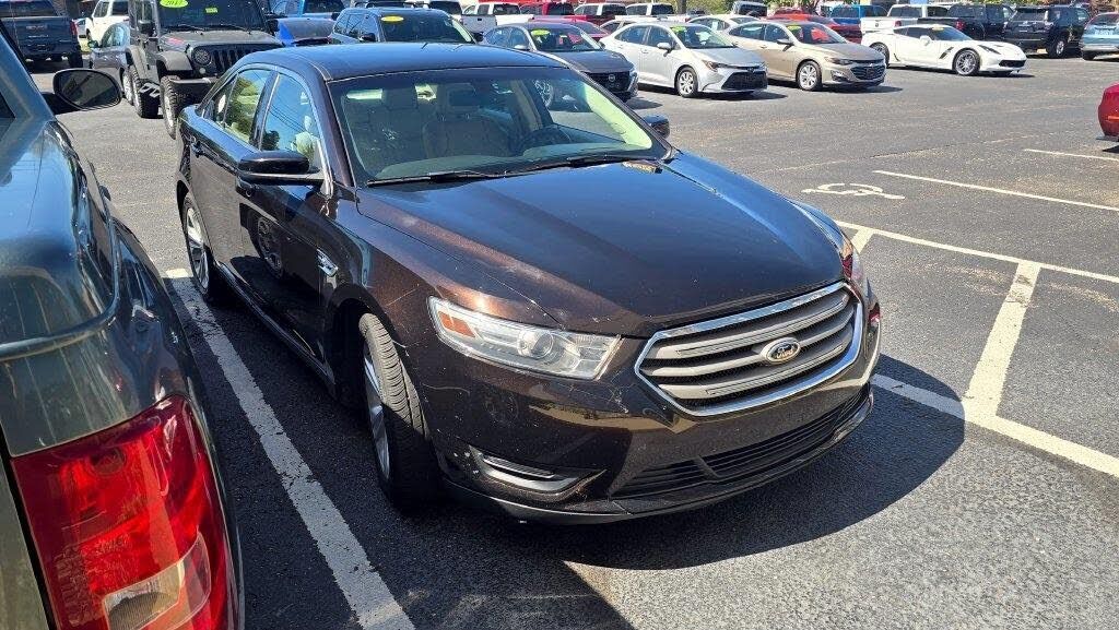 2014 FORD Taurus