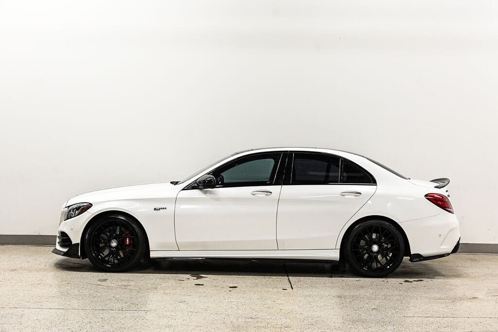 2016 Mercedes-Benz C-Class