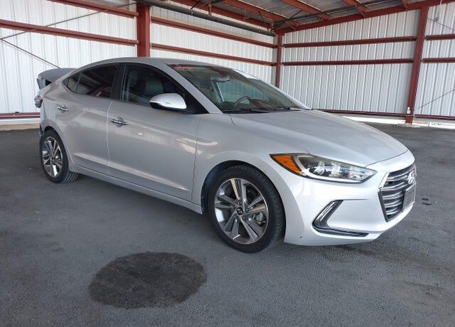 2017 HYUNDAI Elantra