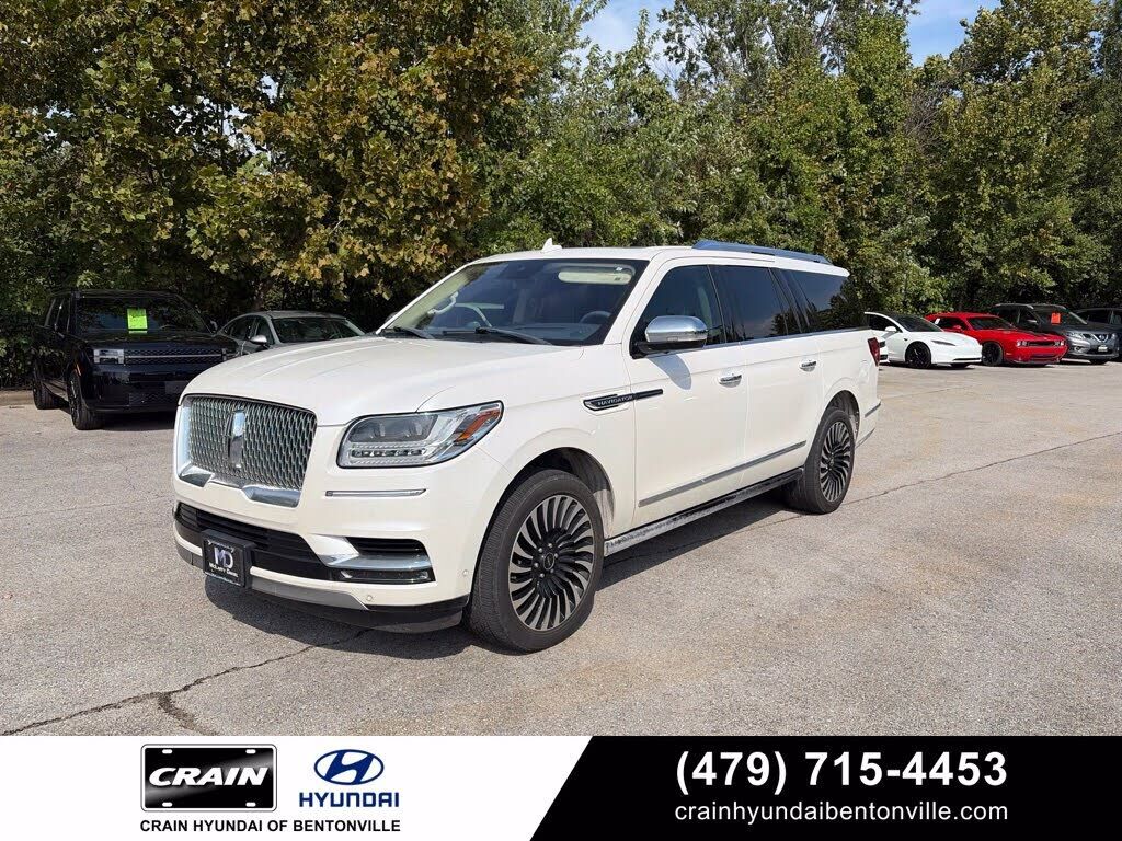 2019 LINCOLN Navigator L