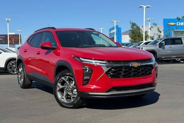2026 CHEVROLET Trax