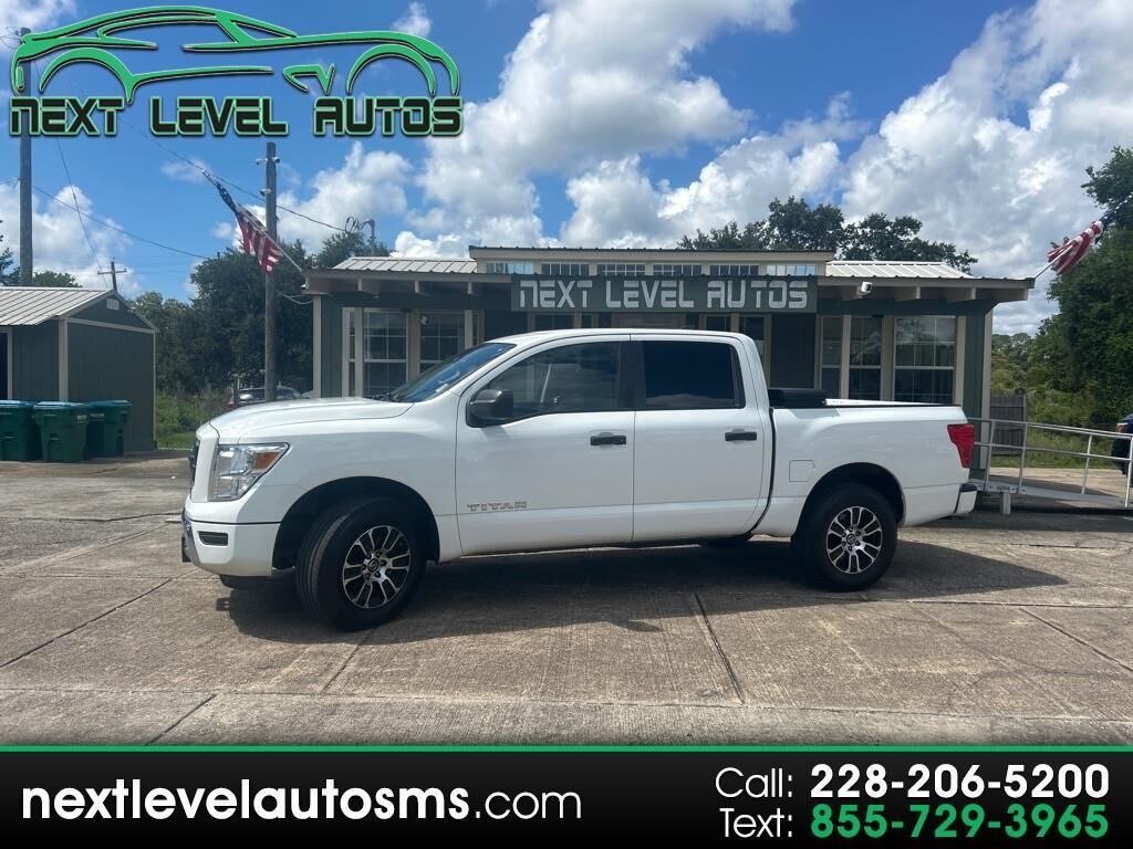 2022 NISSAN Titan