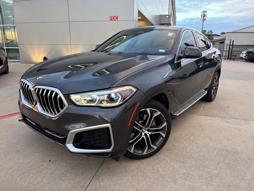 2022 BMW X6