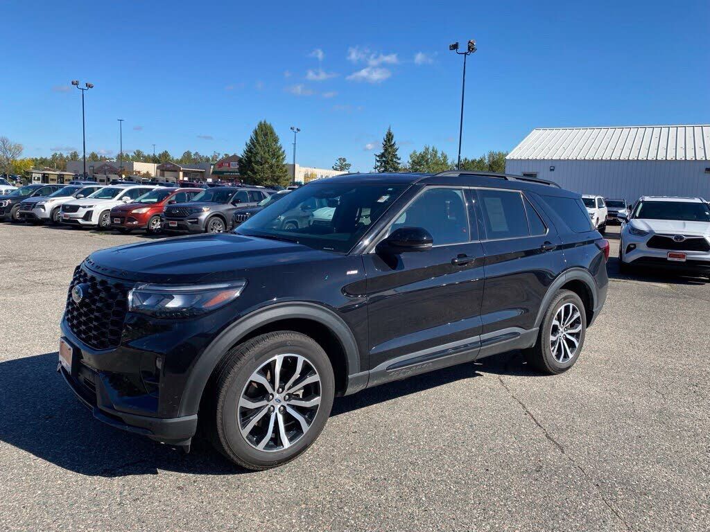 2025 FORD Explorer