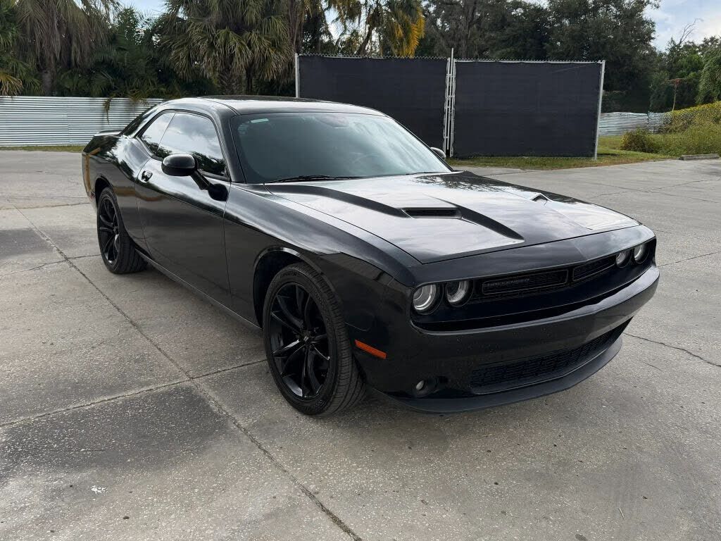 2016 DODGE Challenger