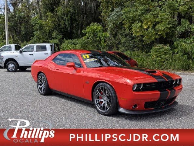 2017 DODGE Challenger