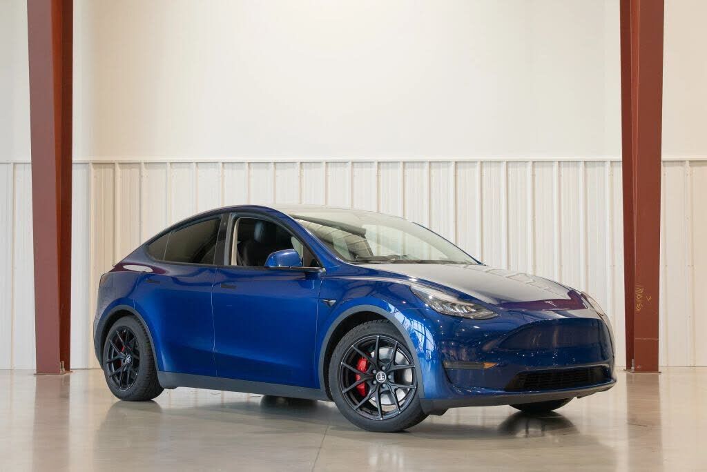 2020 TESLA Model Y