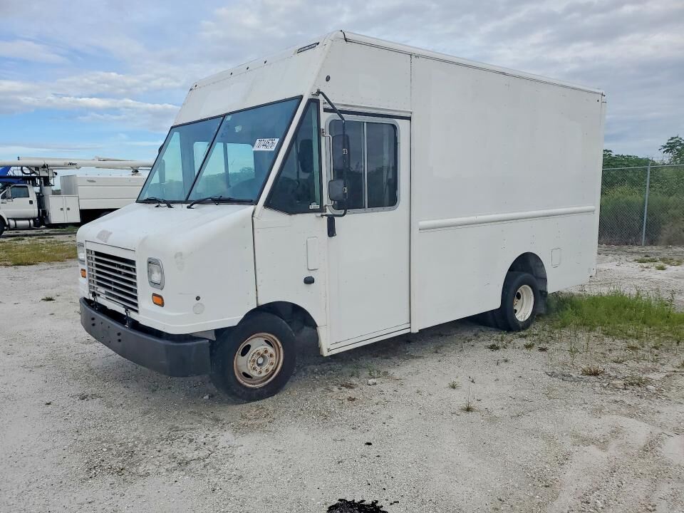 2012 FORD E-350
