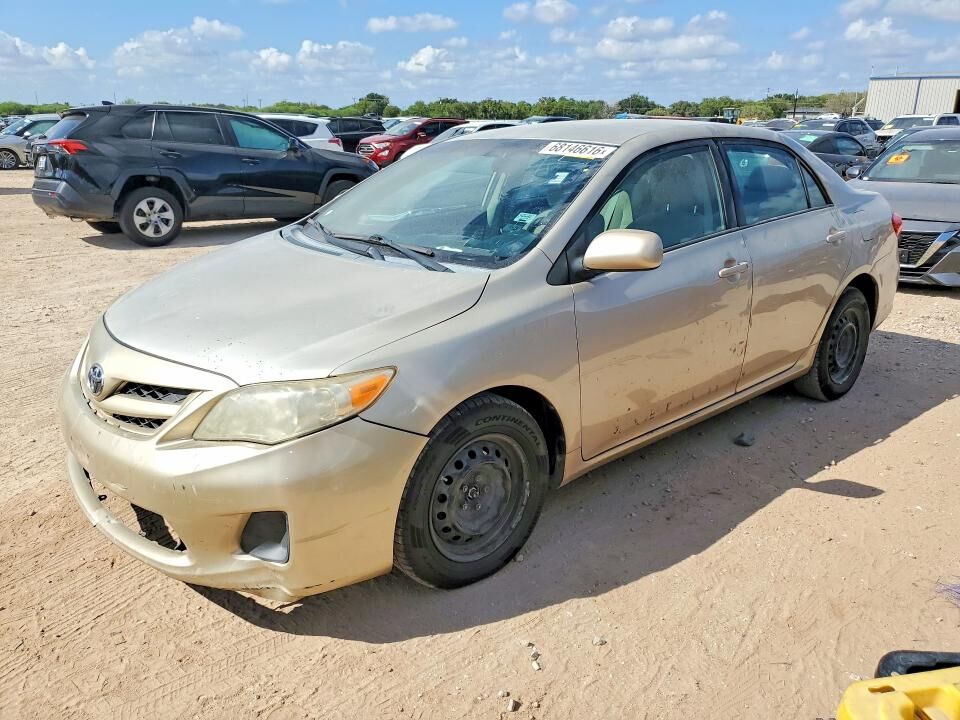 2011 TOYOTA Corolla