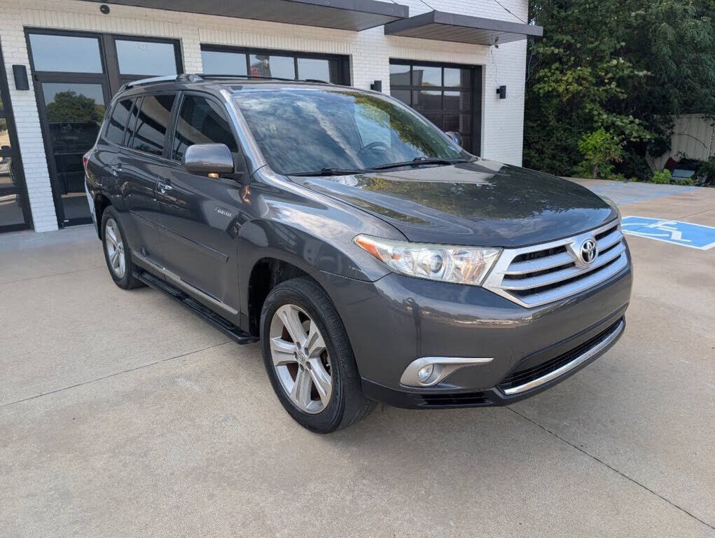 2013 TOYOTA Highlander