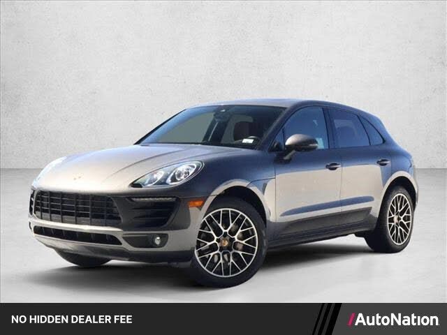 2018 PORSCHE Macan