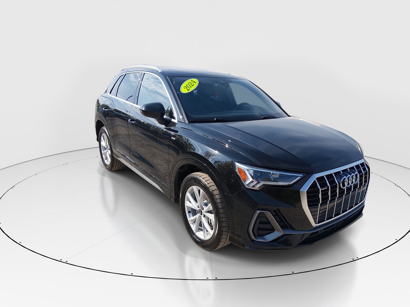 2024 AUDI Q3