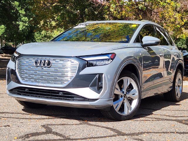 2023 AUDI Q4