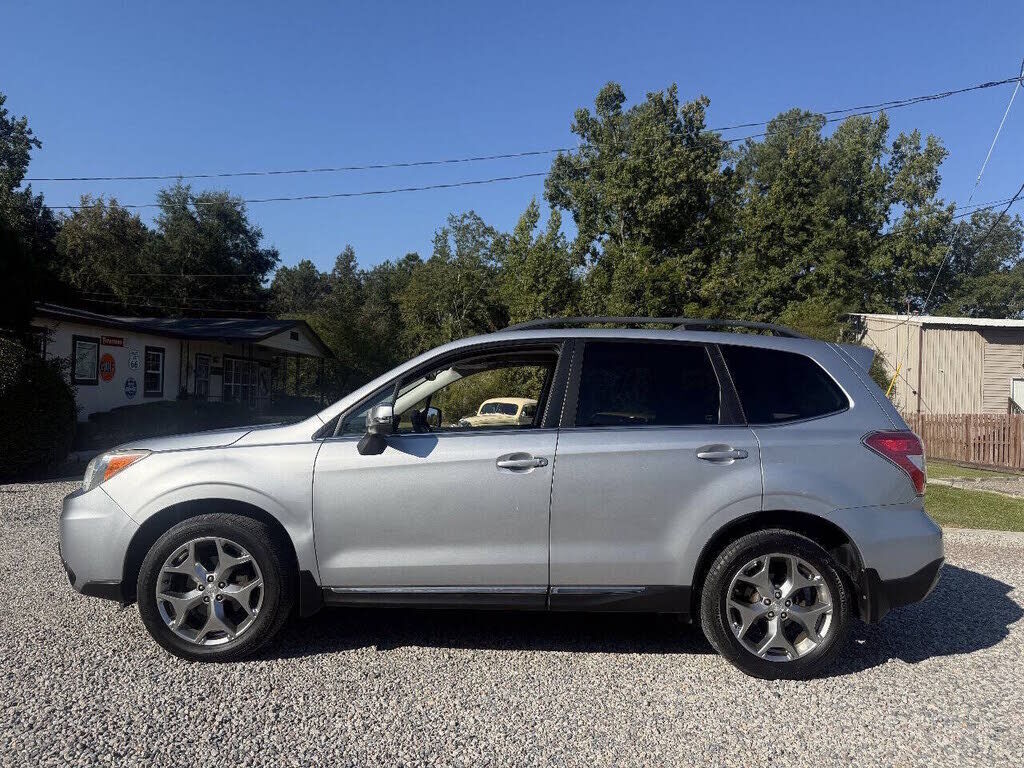 2015 SUBARU Forester