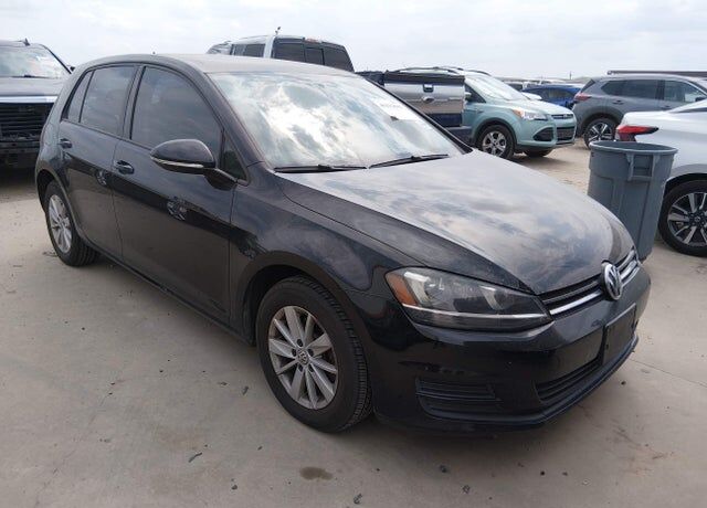 2015 VOLKSWAGEN Golf