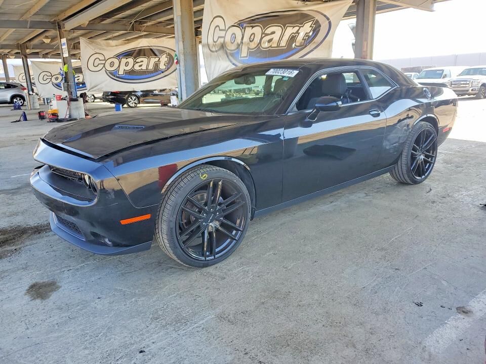 2016 DODGE Challenger