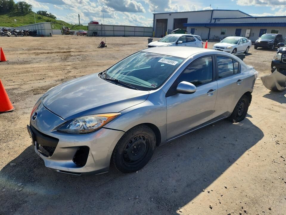 2013 MAZDA Mazda3