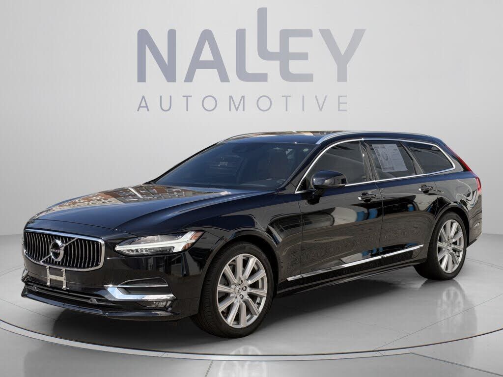 2020 VOLVO V90