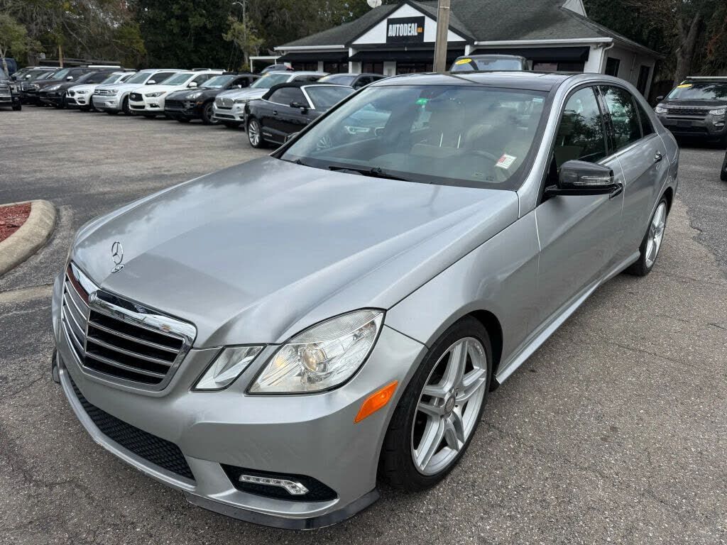 2011 MERCEDES-BENZ E-Class