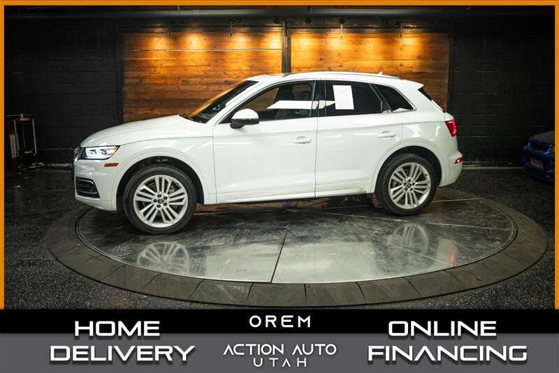 2020 AUDI Q5