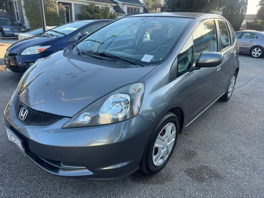 2013 HONDA Fit