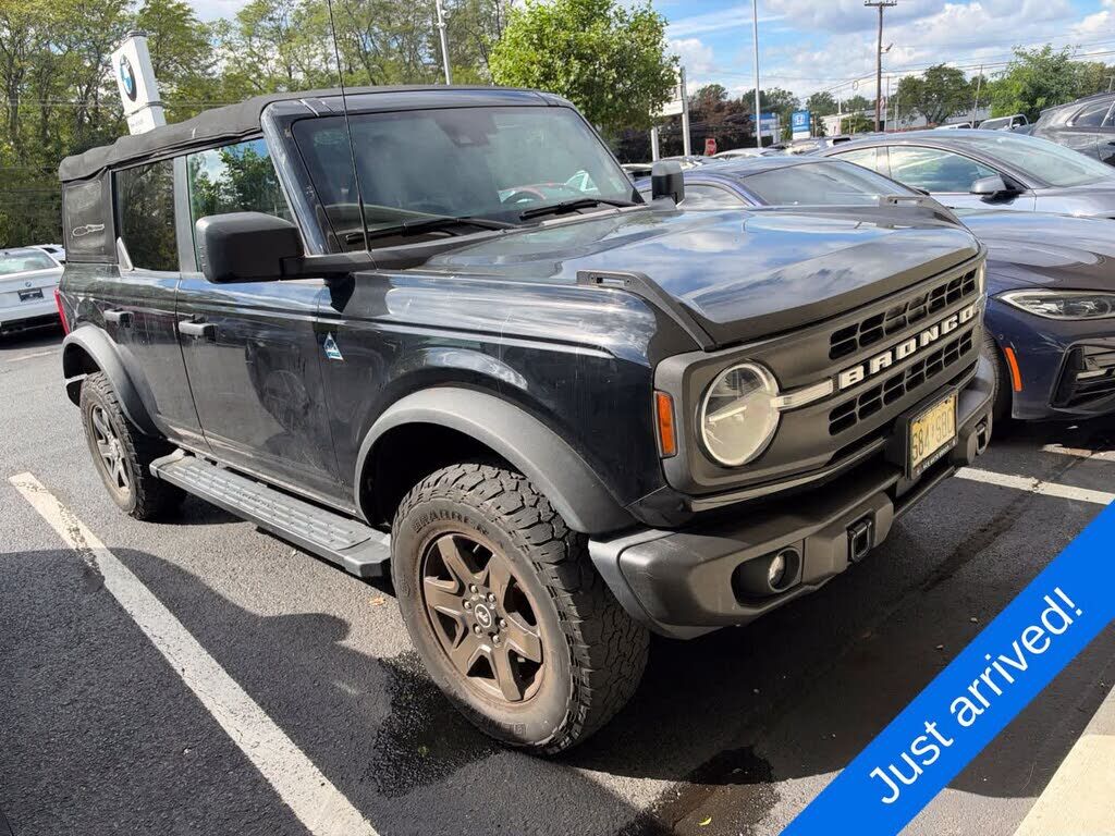 2023 FORD Bronco