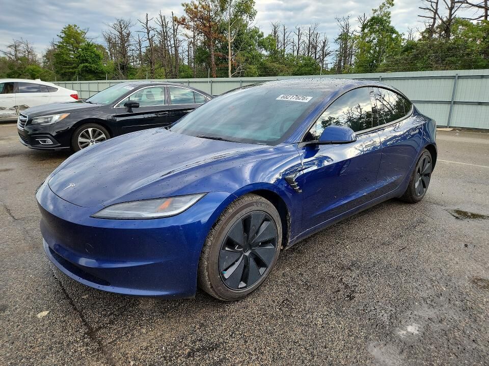 2024 TESLA Model 3