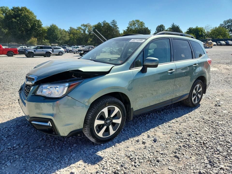 2017 SUBARU Forester