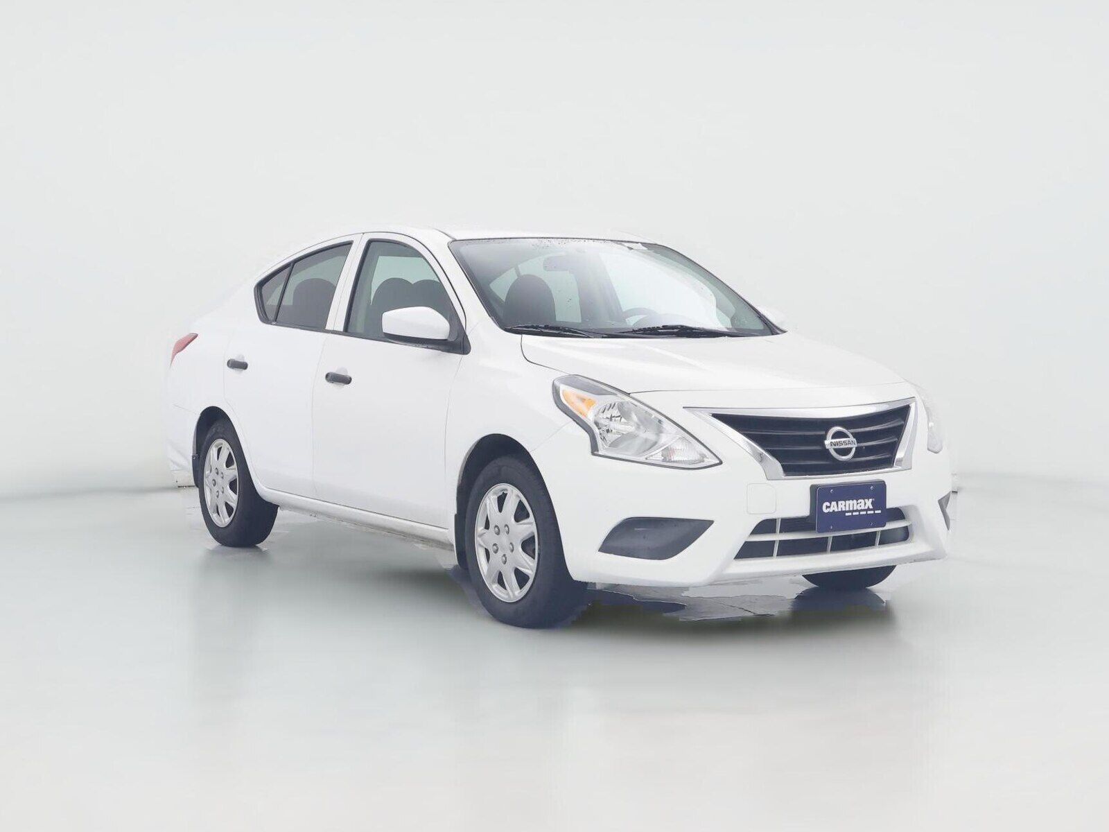 2017 NISSAN Versa