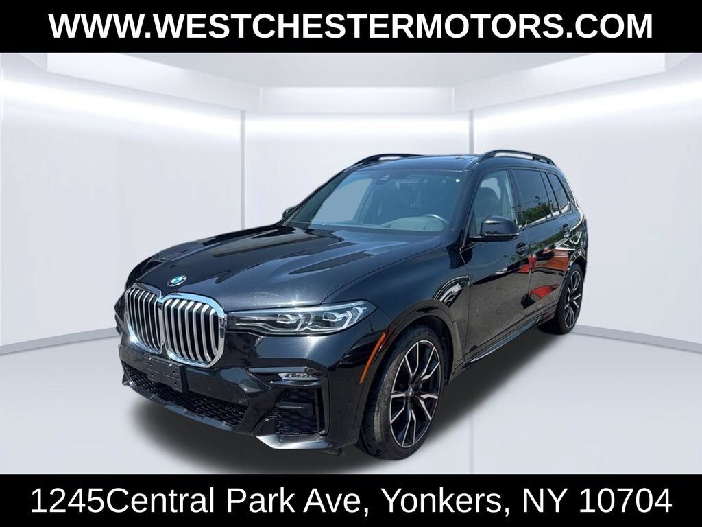 2021 BMW X7