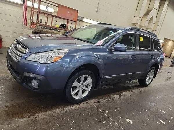 2014 SUBARU Outback