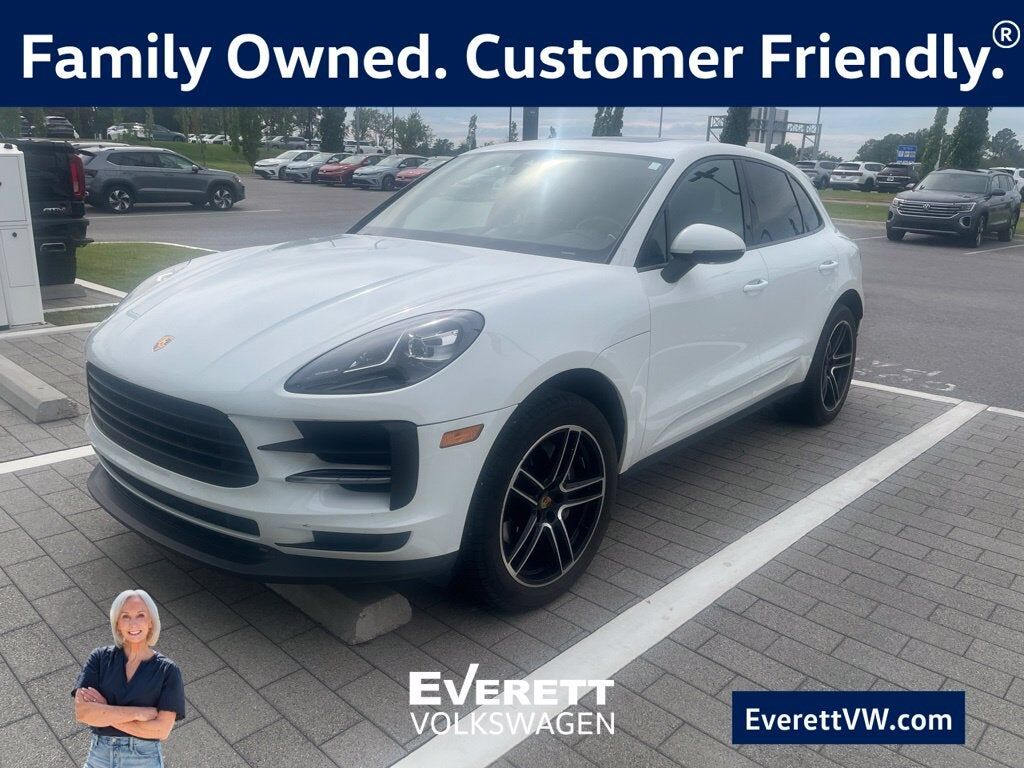 2021 PORSCHE Macan