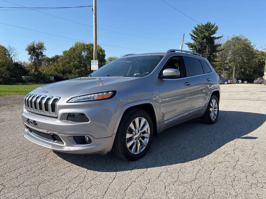 2017 JEEP Cherokee