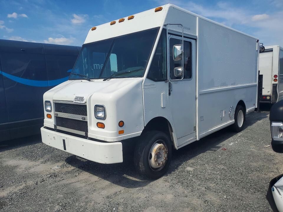 1998 FREIGHTLINER MT 45 Chassis
