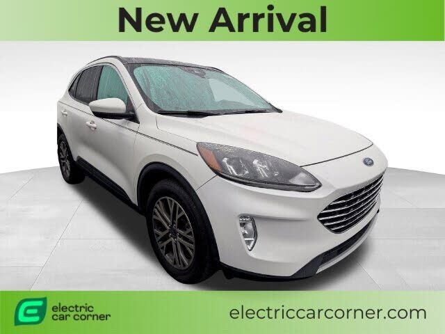 2022 FORD Escape