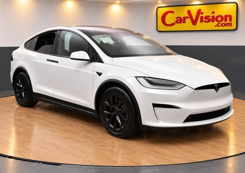 2022 TESLA Model X
