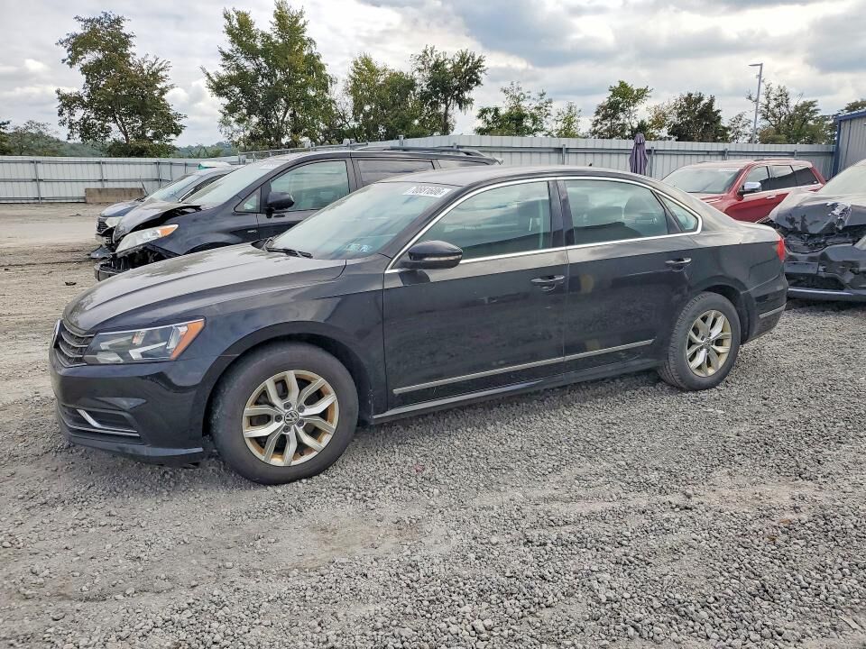 2016 VOLKSWAGEN Passat