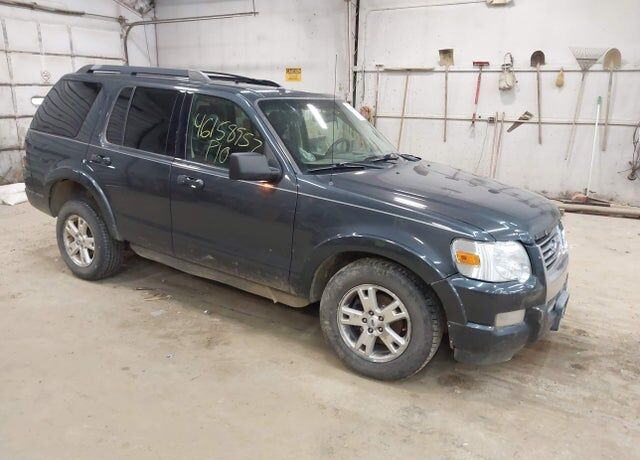 2010 FORD Explorer