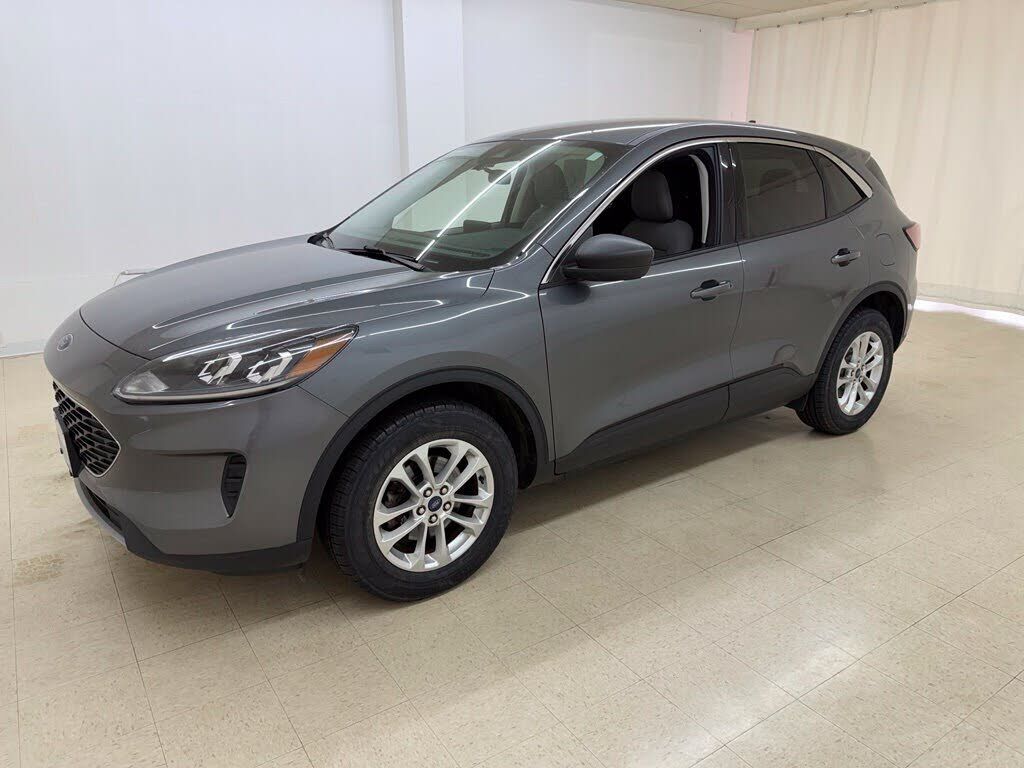 2022 FORD Escape
