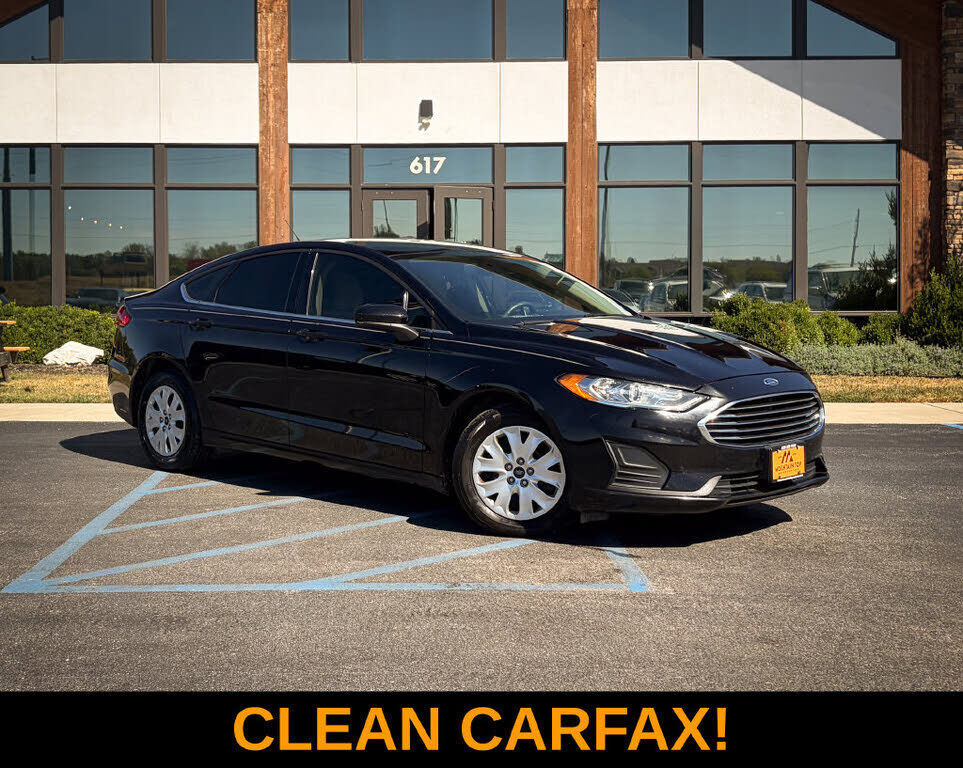 2019 FORD Fusion