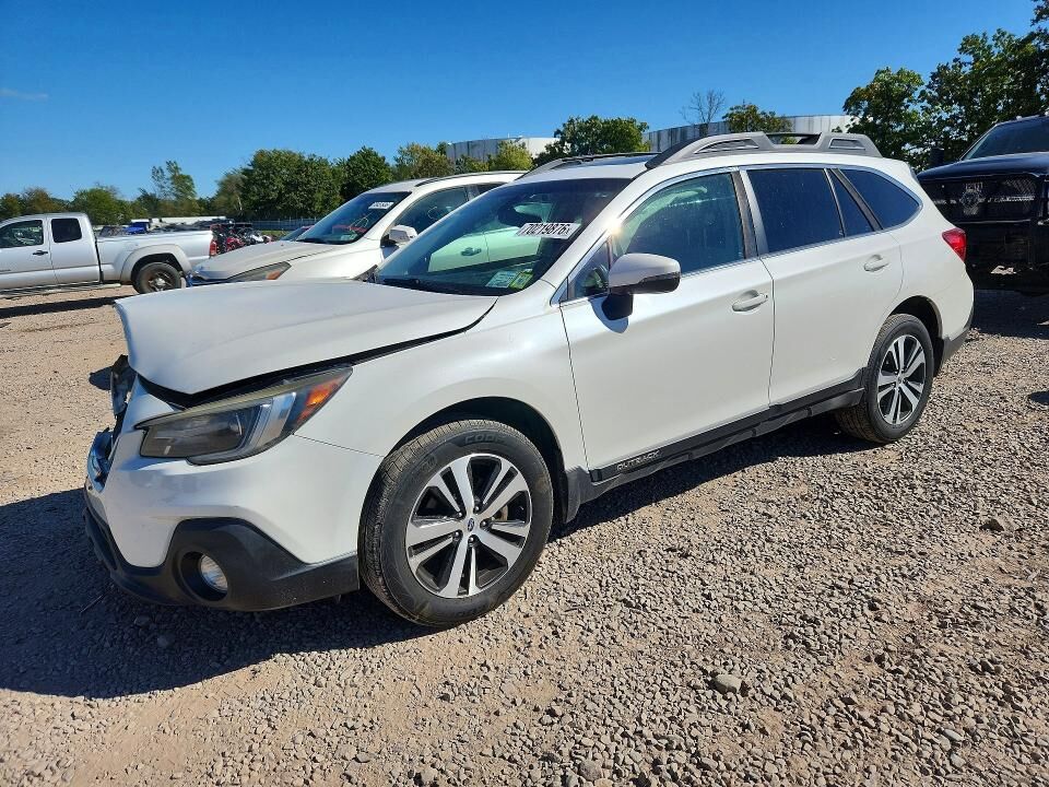2018 SUBARU Outback