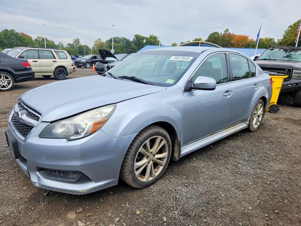 2013 SUBARU Legacy