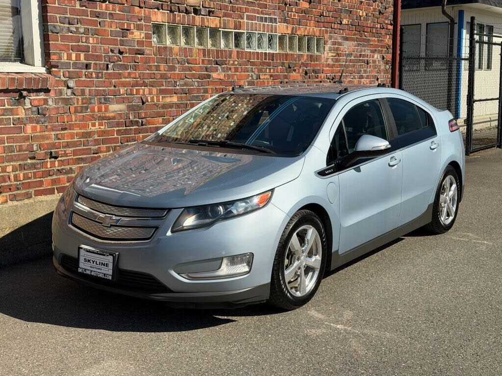 2013 CHEVROLET Volt