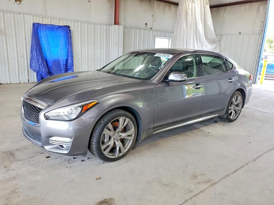 2016 INFINITI Q70L